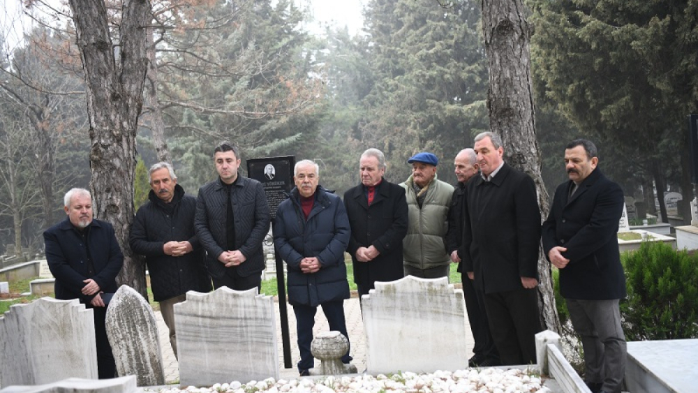 Zati Yörüker, mezarı başında anıldı